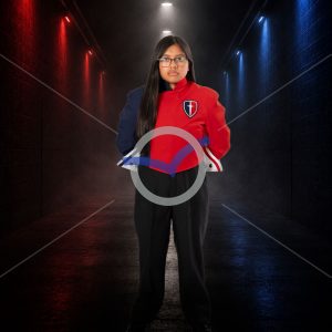 Alyanna Lodge - Tunnel - Pose 1