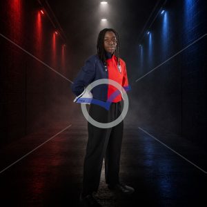 David Makia - Tunnel - Pose 5