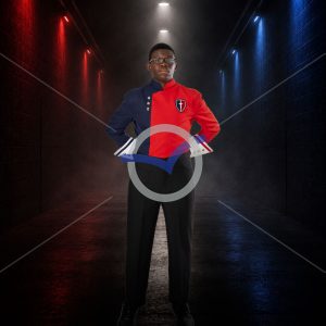 Elija Sanni - Tunnel - Pose 1