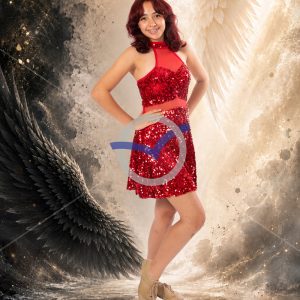 Evelyn Hernandez - Show Theme No Text - Pose 2