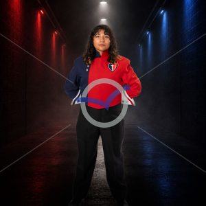 Illiana Martinez - Tunnel - Pose 1