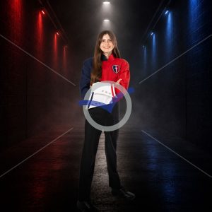 Lauren Baumgardner - Tunnel - Pose 4
