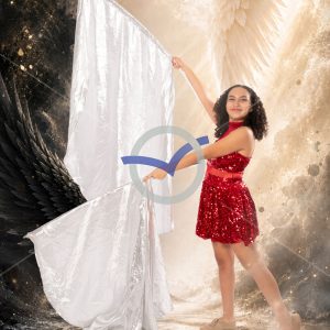 Lilly Menefee - Show Theme No Text - Pose 4