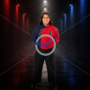 Mia Gonzalez - Tunnel - Pose 1