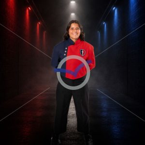 Mia Gonzalez - Tunnel - Pose 2