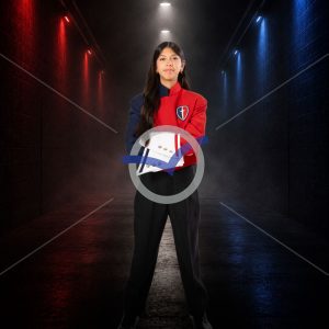 Mia Valle - Tunnel - Pose 3