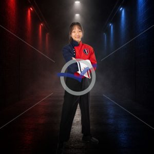 Violet Yu - Tunnel - Pose 4