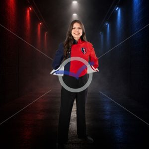 Viviana Hernandez Cardona - Tunnel - Pose 4